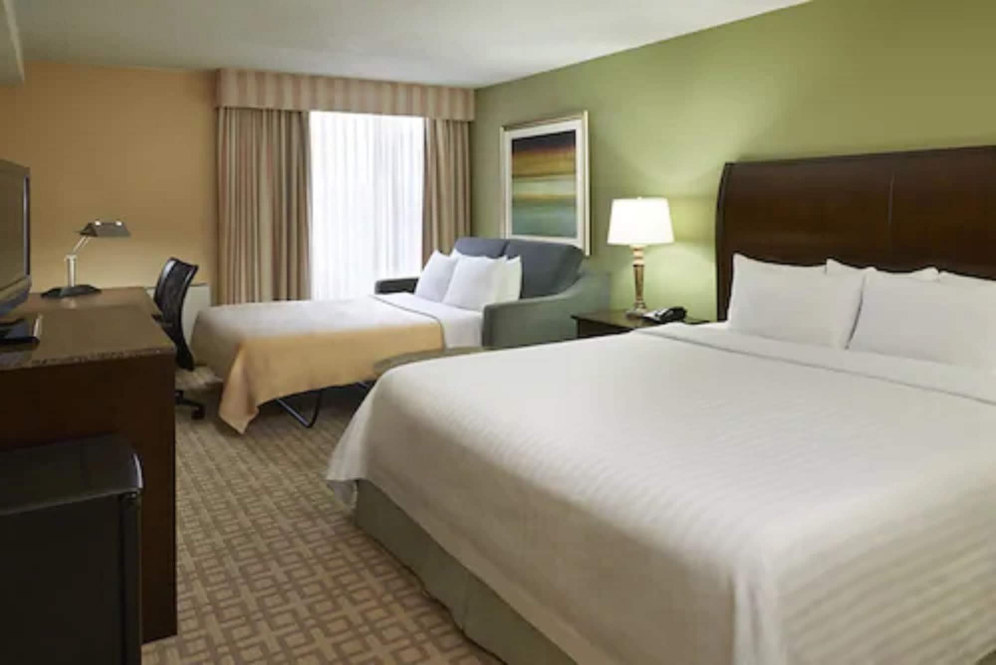 Hotel Carlingview Toronto Airport Mississauga Eksteriør billede